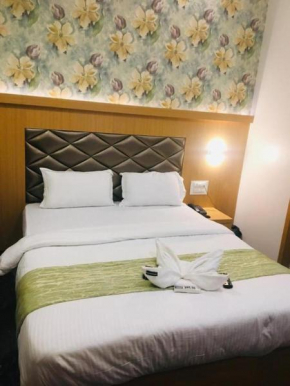 New A Residency By Glitz Hotels - Nr Talao Pali Lake Thane
